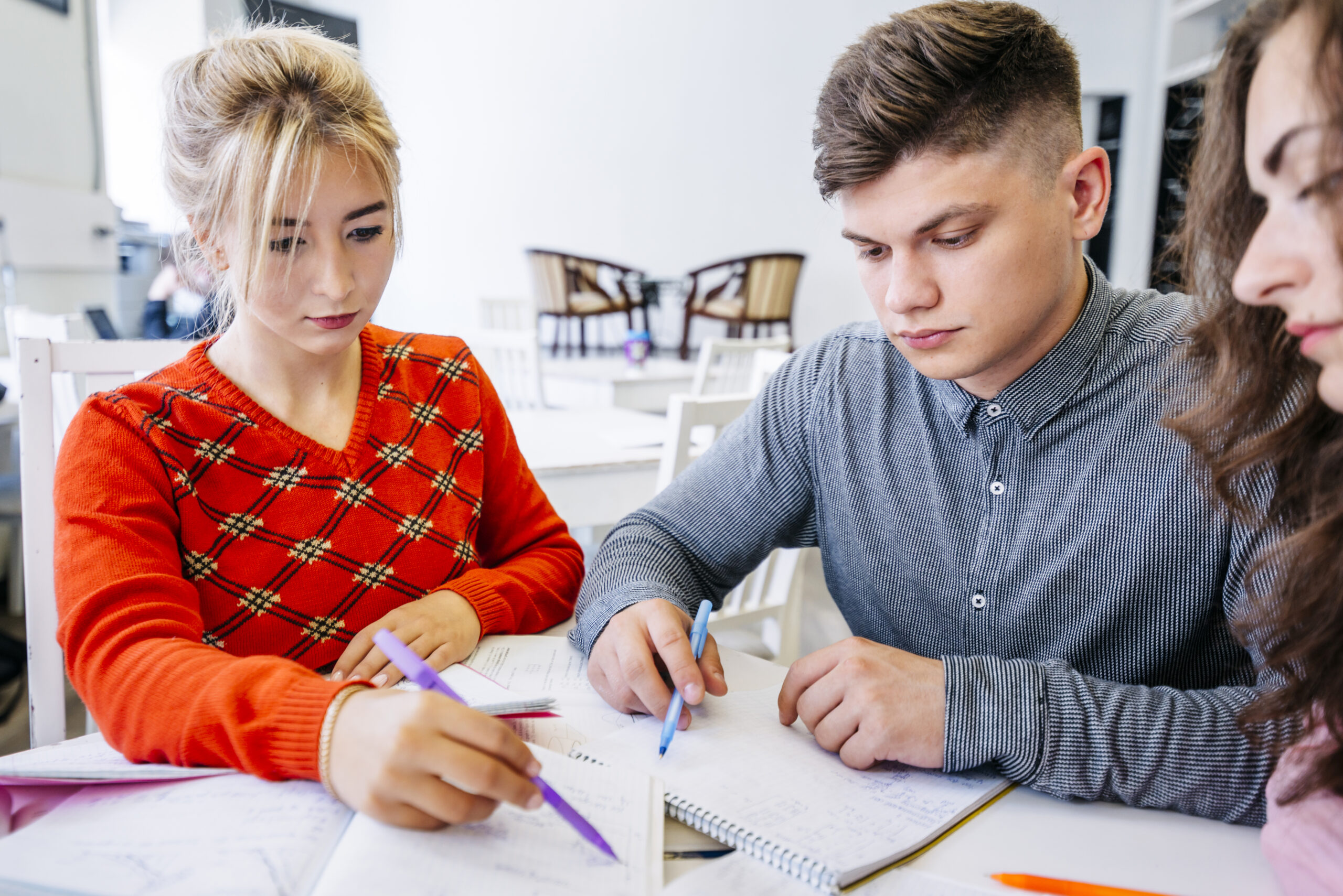 Zatrudnienie studenta do 26. roku życia – jakie to koszty dla firmy w 2026?